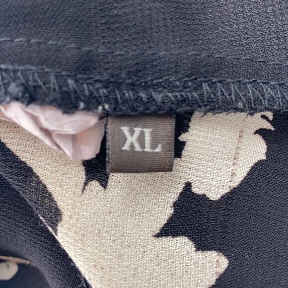 Allison Joy Women's Sleeveless Black & White Floral Halter Top Blouse Size XL - Picture 12 of 14